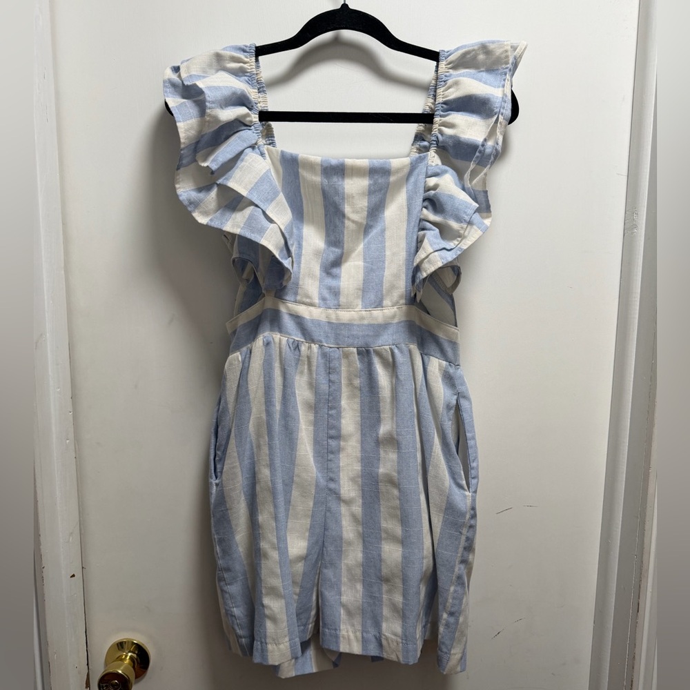 NEW URBAN DAIZY hailee ruffle striped romper in blue Sz M Summer Resort Beach - Picture 3 of 11